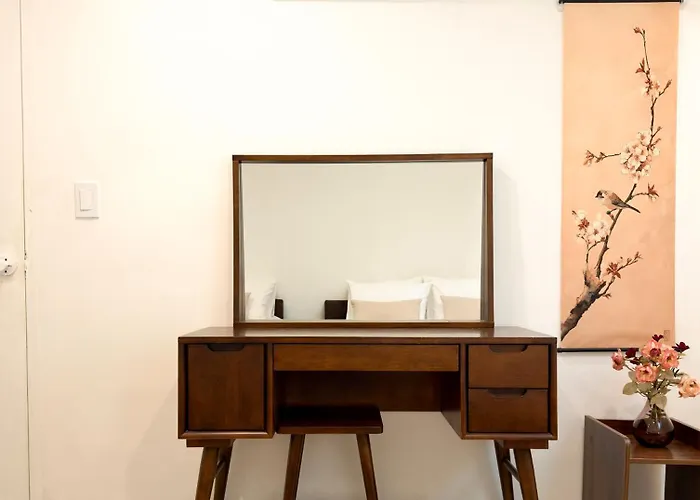 오픈할인 독립문역 2분 3룸 1층 경복궁 명동 전통시장 홍대 Villa Seoul